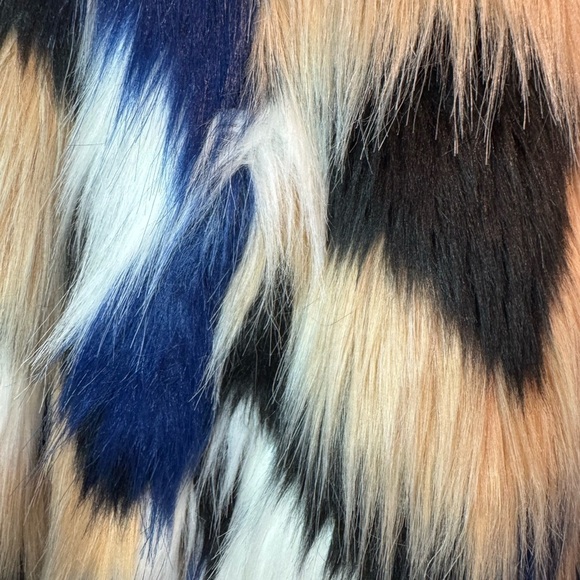 NWOT SIX/FIFTY FAUX FUR JACKET - Picture 9 of 9